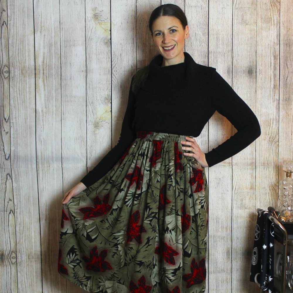Vintage Floral Midi Skirt - Picture 4 of 10